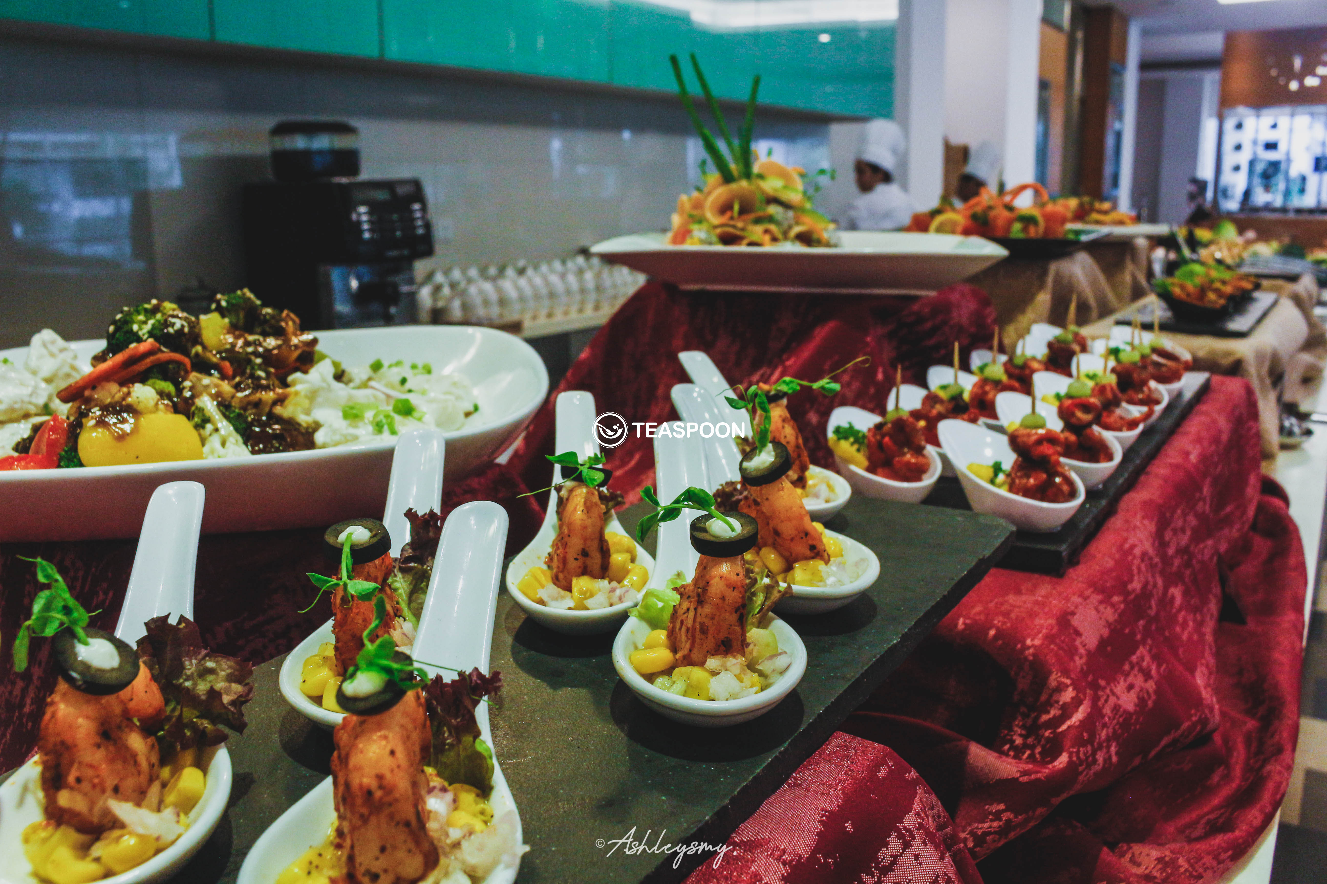 [Pullman Kuching Chef Matan LokLok Buffet Dinner!] Puzzle Restaurant